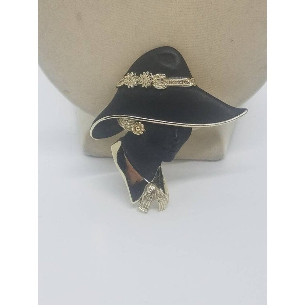 Torino signed Lady brooch‎ vintage